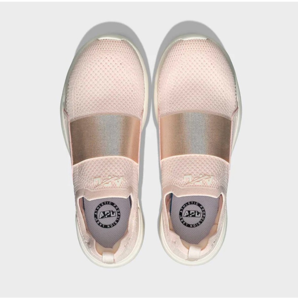 NIB - Brand New - APL TechLoom Bliss
Creme / Ivory - size 8.5